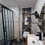 White Palace Halic 아파트호텔