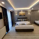 White Palace Halic