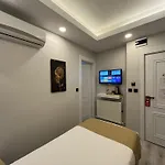 Aparthotel White Palace Halic 4*