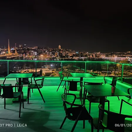 White Palace Halic アパートホテル