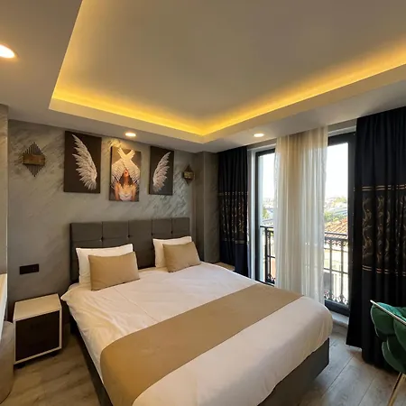 White Palace Halic