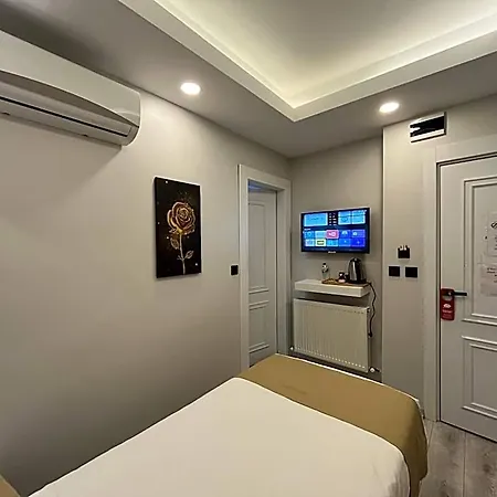 White Palace Halic 4*