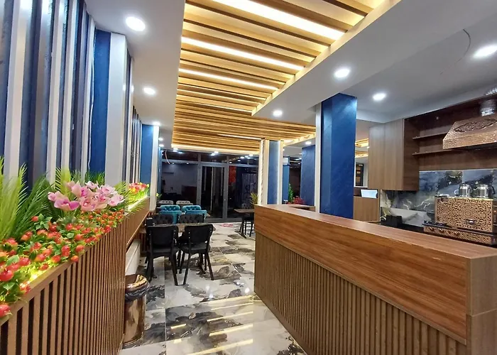 Aparthotel White Palace Halic