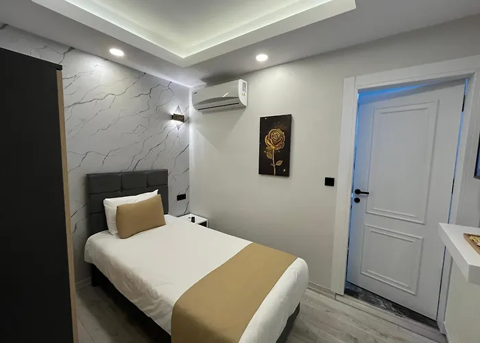 Aparthotel White Palace Halic
