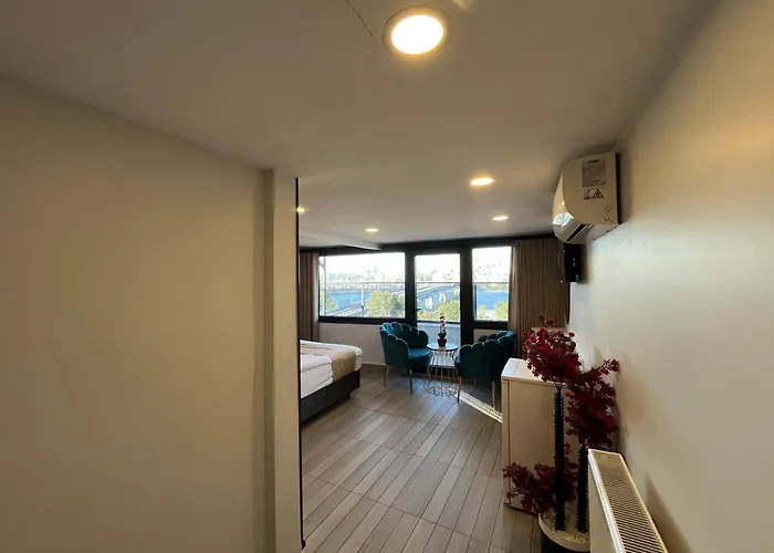 White Palace Halic Aparthotel 4*