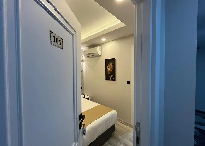 White Palace Halic Aparthotel 4*