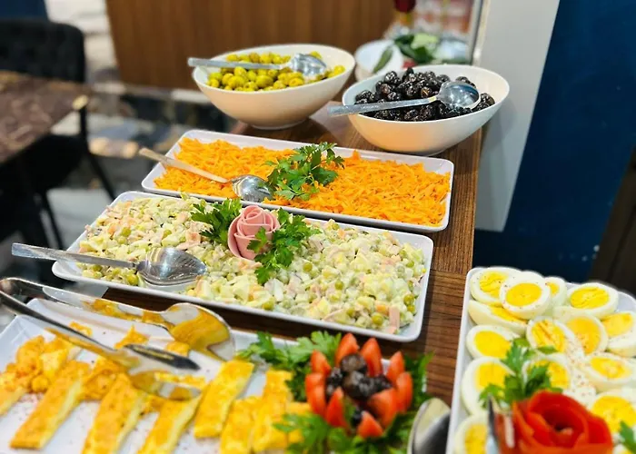 Aparthotel White Palace Halic 4*