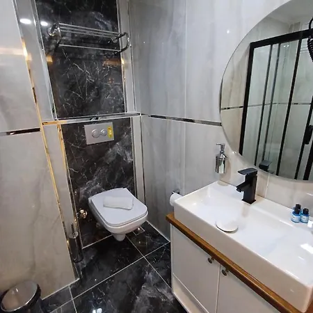 White Palace Halic